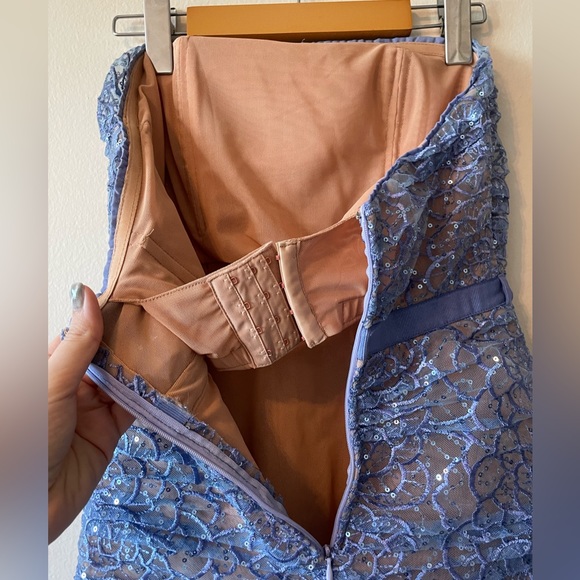 Self portrait Lace Pattern Knee-Length Dress
Size: - Picture 10 of 15